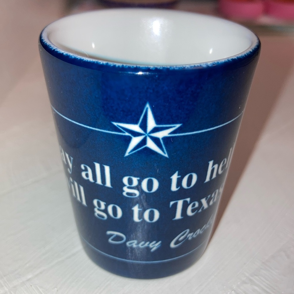 Texas Alamo Shot Glass Blue and White Davy Crockett EUC